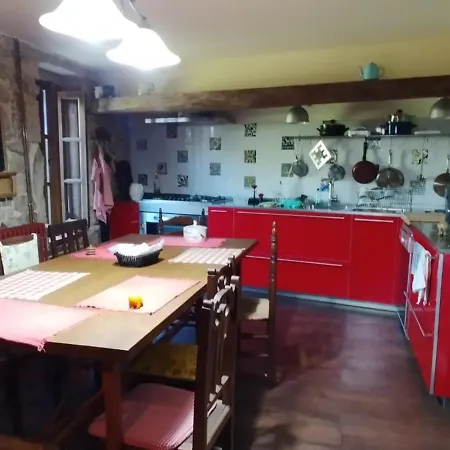 Casa Manoso بيت للعطل Cea